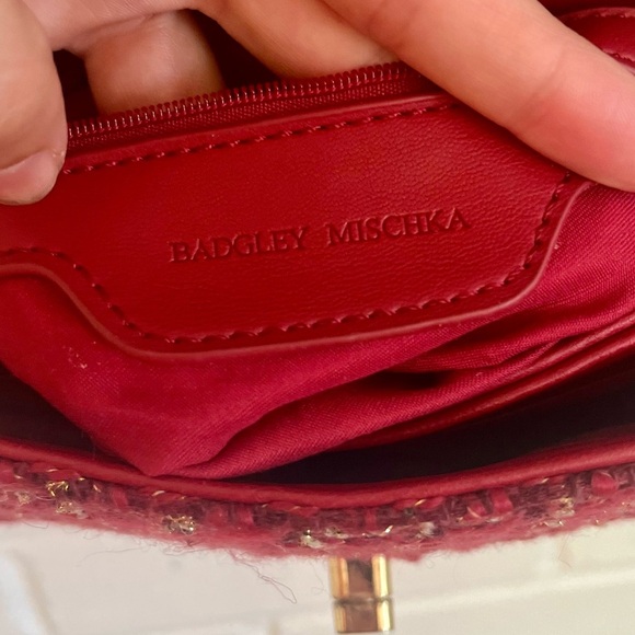Badgley Mischka Red and Gold Tweed Women’s Shoulder Bag EUC - Picture 4 of 5